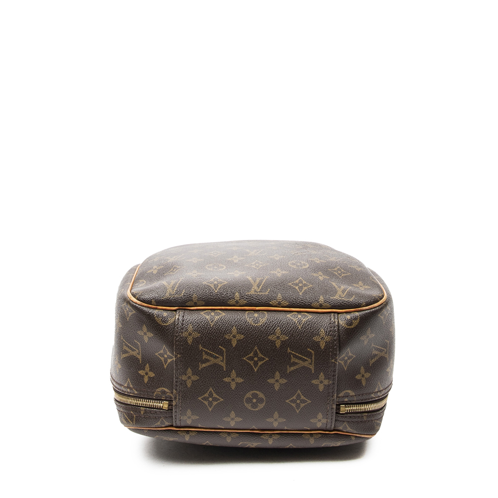 Louis Vuitton Excursion - Picture 11 of 14